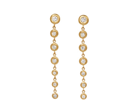 Puff Swing Diamond Gradation Earrings